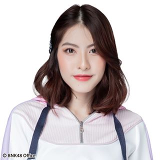 ファイル:2019年BNK48プロフィール Rachaya Tupkunanon.jpg