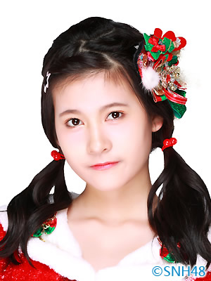 ファイル:2015年SNH48プロフィール 谢妮 4.jpg