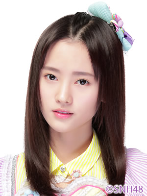 ファイル:2016年SNH48プロフィール 鞠婧祎.jpg