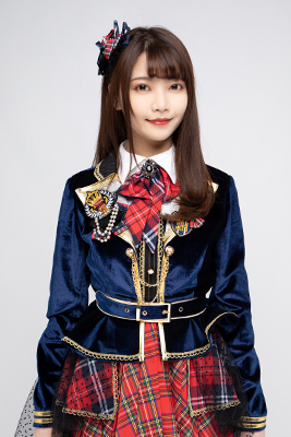 ファイル:2021年AKB48 Team SHプロフィール 曾鸶淳 2.jpg
