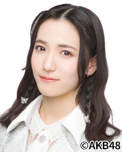 ファイル:2022年AKB48プロフィール 下尾みう.jpg