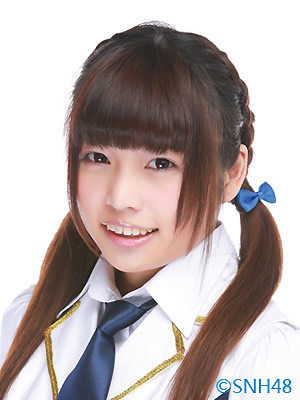 ファイル:2014年SNH48プロフィール 沈之琳.jpg