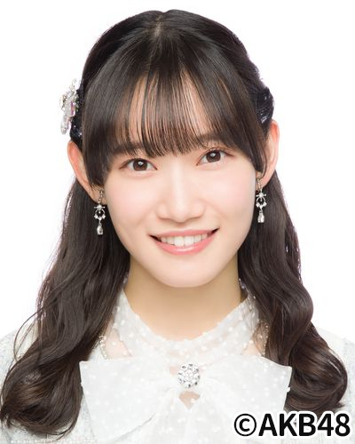 ファイル:2022年AKB48プロフィール 黒須遥香.jpg
