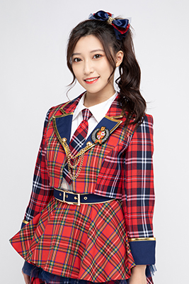 ファイル:2021年AKB48 Team SHプロフィール 施蔼倍 2.jpg