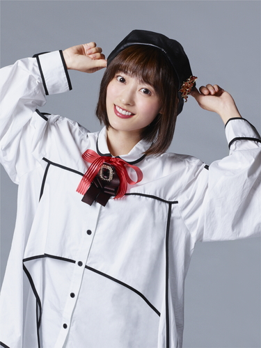 ファイル:2019年吉本坂46プロフィール 三秋里歩 2.jpg