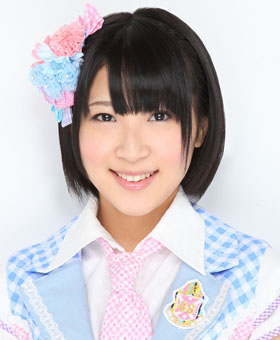 ファイル:2011年AKB48プロフィール 仲谷明香.jpg