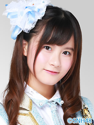 ファイル:2015年SNH48プロフィール 段艺璇.jpg