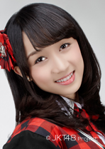 ファイル:2014年JKT48プロフィール Ayana Shahab.jpg