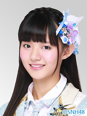 ファイル:2015年SNH48プロフィール 姜杉.jpg