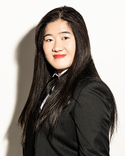 ファイル:2019年吉本坂46プロフィール よしこ.jpg
