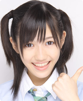ファイル:2007年AKB48プロフィール 渡辺麻友 2.jpg