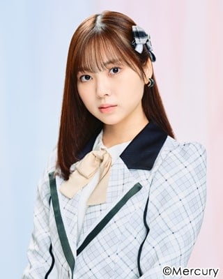 ファイル:2022年HKT48プロフィール 山内祐奈.jpg
