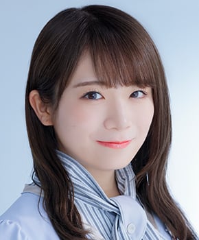 ファイル:2021年乃木坂46プロフィール 秋元真夏 2.jpg