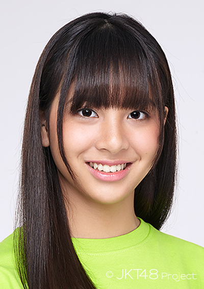 ファイル:2018年JKT48プロフィール Azizi Asadel.jpg