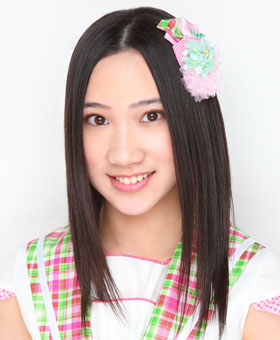 ファイル:2011年AKB48プロフィール 鈴木紫帆里.jpg