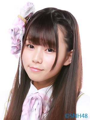 ファイル:2014年SNH48プロフィール 康欣.jpg