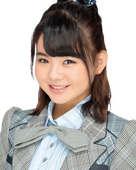 ファイル:2018年AKB48チーム8プロフィール 宮里莉羅.jpg