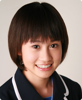 ファイル:2006年AKB48プロフィール 前田敦子.jpg