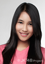 2014年JKT48プロフィール Anggie Putri Kurniasari.jpg