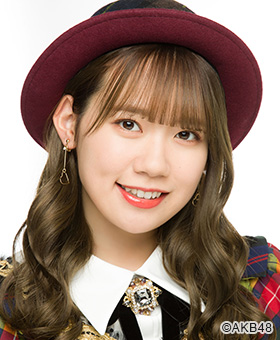 ファイル:2020年AKB48プロフィール 服部有菜.jpg