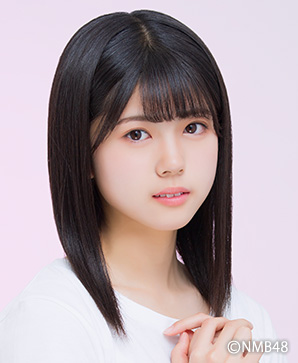 ファイル:2022年NMB48プロフィール 坂下真心.jpg