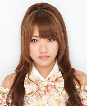 ファイル:2011年AKB48プロフィール 高橋みなみ.jpg