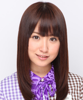 ファイル:2012年乃木坂46プロフィール 衛藤美彩.jpg