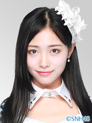 ファイル:2015年SNH48プロフィール 许佳琪 3.jpg