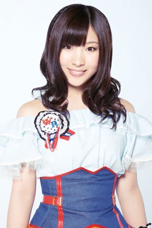 ファイル:渡り廊下走り隊7 へたっぴウィンク 岩佐美咲.jpg