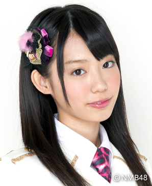 ファイル:2011年NMB48プロフィール 山岸奈津美 2.jpg