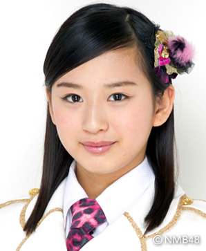 ファイル:2011年NMB48プロフィール 木下春奈 2.jpg