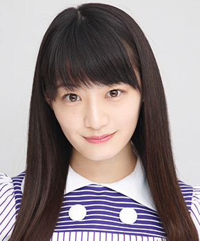ファイル:2015年乃木坂46プロフィール 中田花奈 2.jpg