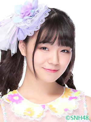 ファイル:2016年SNH48プロフィール 邹佳佳.jpg