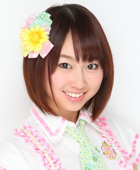 ファイル:2011年AKB48プロフィール 小林香菜.jpg