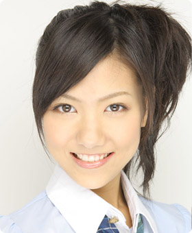 ファイル:2007年AKB48プロフィール 宮澤佐江 2.jpg
