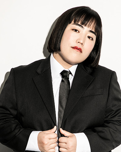 ファイル:2019年吉本坂46プロフィール ゆりやんレトリィバァ.jpg