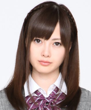 ファイル:2011年乃木坂46プロフィール 白石麻衣 2.jpg