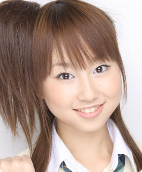 ファイル:2007年AKB48プロフィール 小林香菜 2.jpg