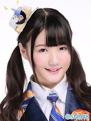 ファイル:2015年SNH48プロフィール 刘佩鑫.jpg