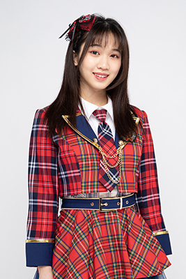 ファイル:2021年AKB48 Team SHプロフィール 谢雯婕 2.jpg