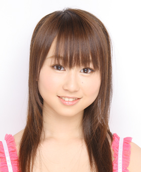 ファイル:2009年AKB48プロフィール 小林香菜.jpg