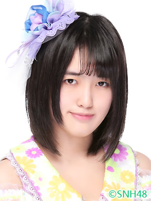 ファイル:2016年SNH48プロフィール 杜雨微.jpg