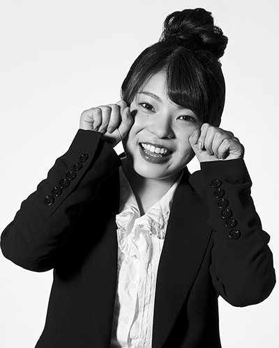 ファイル:2018年吉本坂46プロフィール 藤井菜央 3.jpg