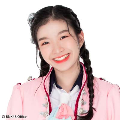 ファイル:2018年BNK48プロフィール Tarisa Preechatangkit 3.jpg