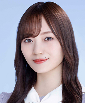ファイル:2021年乃木坂46プロフィール 梅澤美波 3.jpg