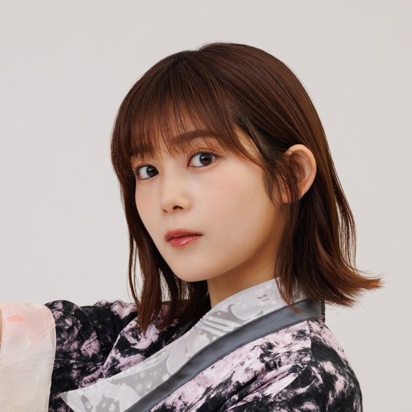 ファイル:2022年3rd Single BACKS LIVE!!プロフィール 尾関梨香.jpg