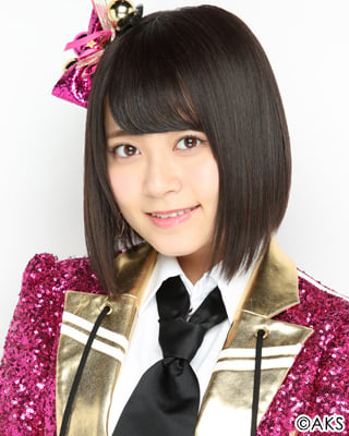 ファイル:2016年HKT48プロフィール 岩花詩乃.jpg