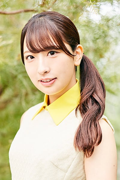 ファイル:2019年日向坂46プロフィール 井口眞緒 2.jpg