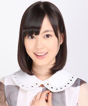ファイル:2012年乃木坂46プロフィール 生田絵梨花 2.jpg