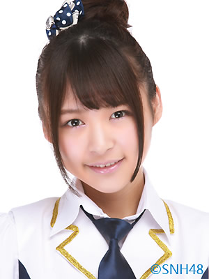 ファイル:2014年SNH48プロフィール 张语格.jpg
